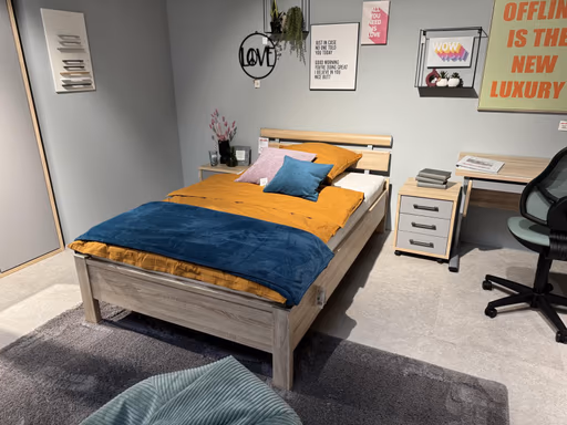 Jugendzimmer / Appartement Bett Achat mit Nachtkommode